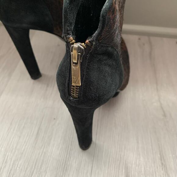 Pelle Moda Cowhide Platform Heels 6 - Picture 5 of 6